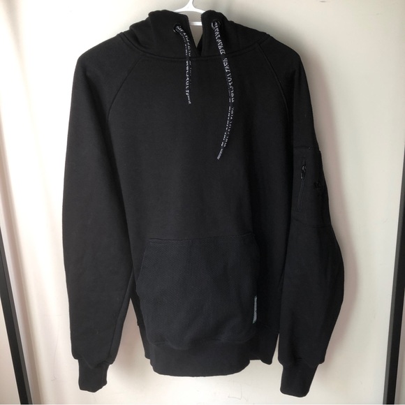 93 Brand Sweater - Picture 4 of 4